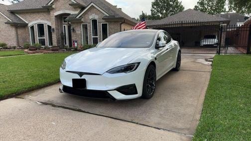 Pearl White 2026 Tesla Model S Plaid