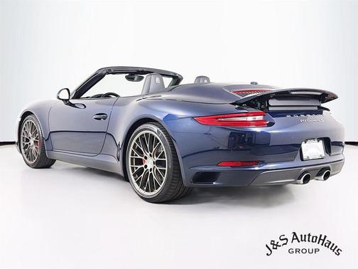 Blue 2017 Porsche 911 Carrera S