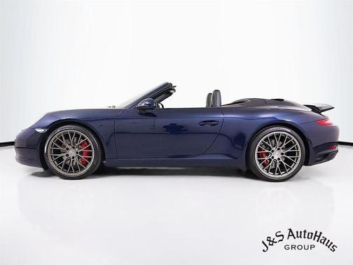 Blue 2017 Porsche 911 Carrera S