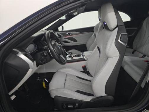 2023 BMW M8 Competition