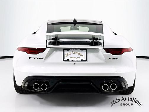 2022 Jaguar F-TYPE P450