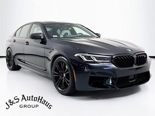 2022 BMW M5 Base
