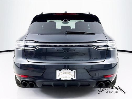 Volcano Grey Metallic 2021 Porsche Macan GTS