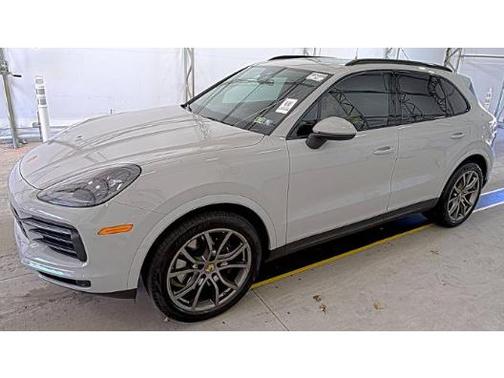 2023 Porsche Cayenne Base