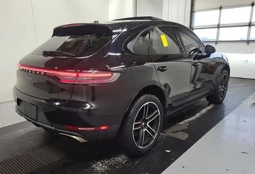 2021 Porsche Macan Base