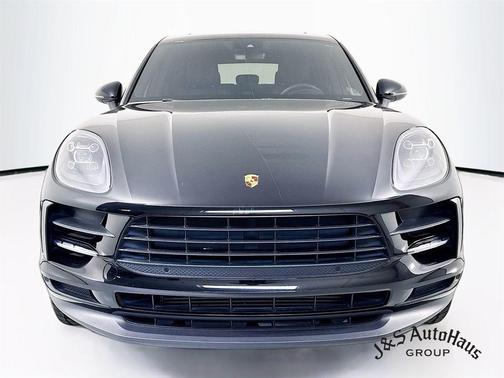 2021 Porsche Macan Base
