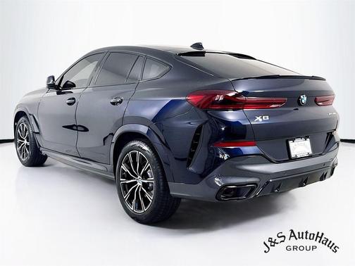 2022 BMW X6 xDrive40i