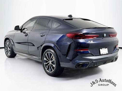 2022 BMW X6 xDrive40i