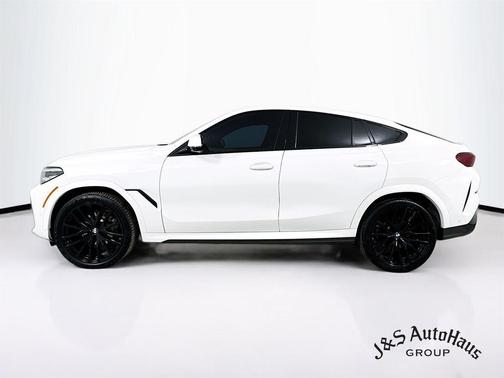 2023 BMW X6 xDrive40i