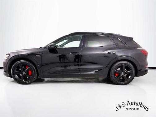 2019 Audi e-tron Premium Plus