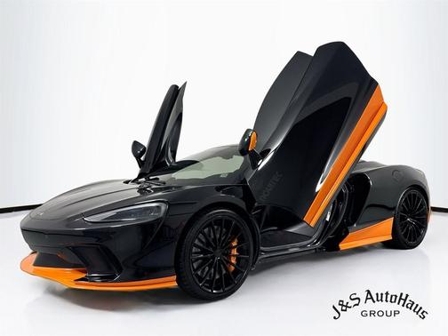 Black 2020 McLaren GT Base