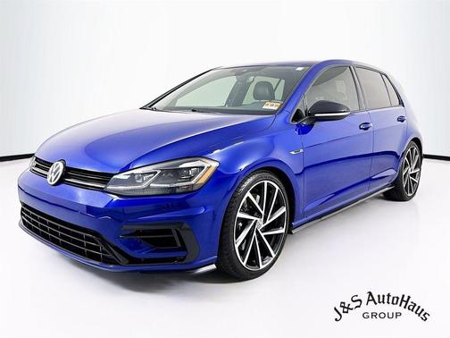 2018 Volkswagen Golf R 2.0T w/DCC & Navigation