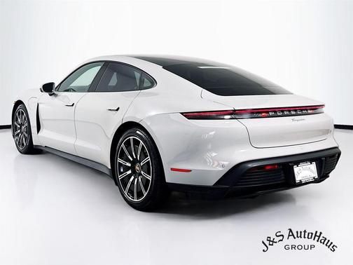 2021 Porsche Taycan Base