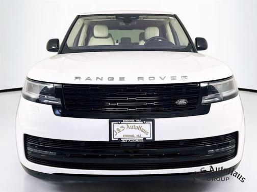 2023 Land Rover Range Rover P530 SE