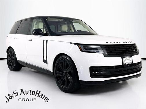 2023 Land Rover Range Rover P530 SE