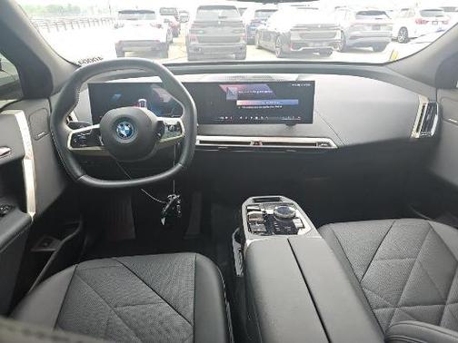 2024 BMW iX xDrive50