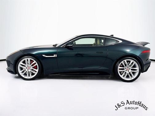 2017 Jaguar F-TYPE R