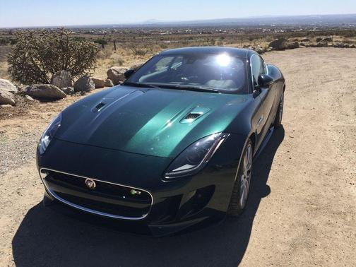2017 Jaguar F-TYPE R