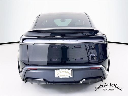 2026 Tesla Model Y Performance