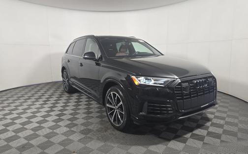 2022 Audi Q7 55 Premium Plus