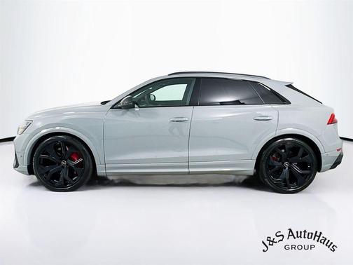 2022 Audi RS Q8 4.0T quattro