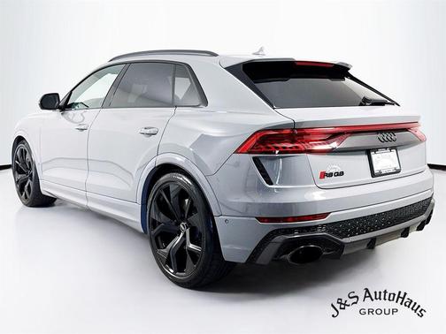 2022 Audi RS Q8 4.0T quattro