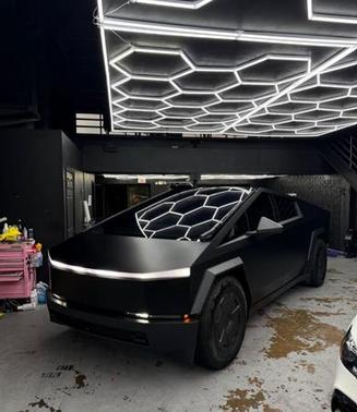 2025 Tesla Cybertruck Base