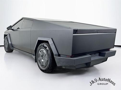 2025 Tesla Cybertruck Base