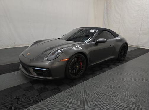 2022 Porsche 911 Carrera GTS
