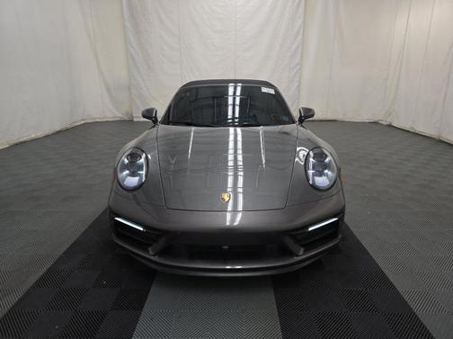 2022 Porsche 911 Carrera GTS