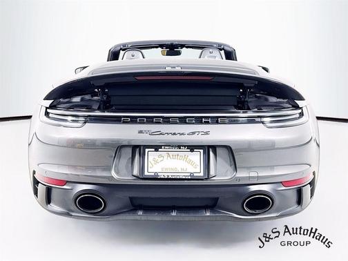 2022 Porsche 911 Carrera GTS