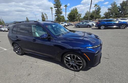 2023 BMW X7 xDrive40i