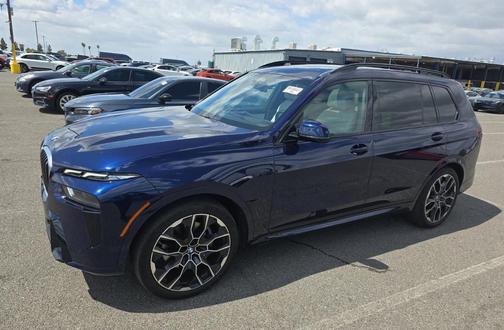 2023 BMW X7 xDrive40i