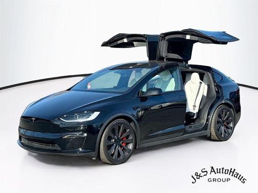 2025 Tesla Model X Plaid
