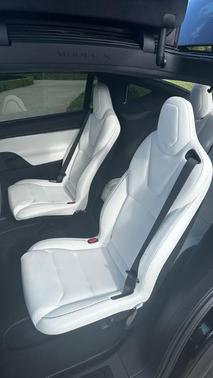 2025 Tesla Model X Plaid