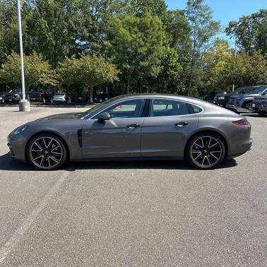 2018 Porsche Panamera 4S