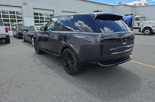 2023 Land Rover Range Rover P400 SE