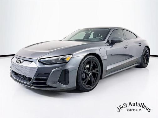 2022 Audi e-tron GT Premium Plus