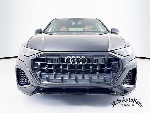 2024 Audi Q8 55 Premium