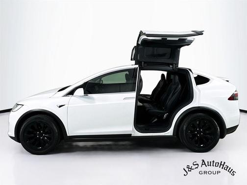 2020 Tesla Model X Long Range