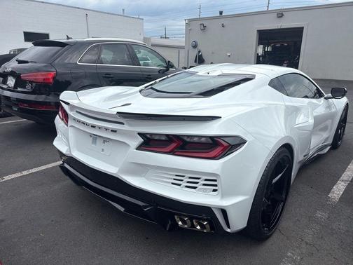 2025 Chevrolet Corvette E-Ray