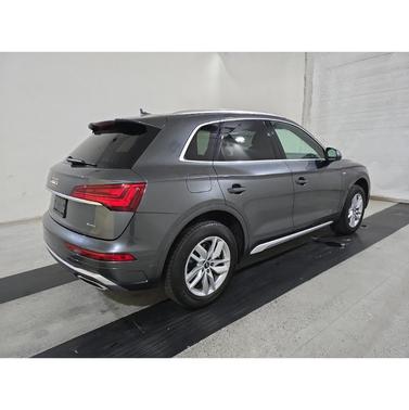 2022 Audi Q5 45 S line quattro Premium