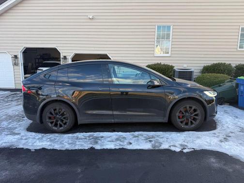 2020 Tesla Model X Long Range