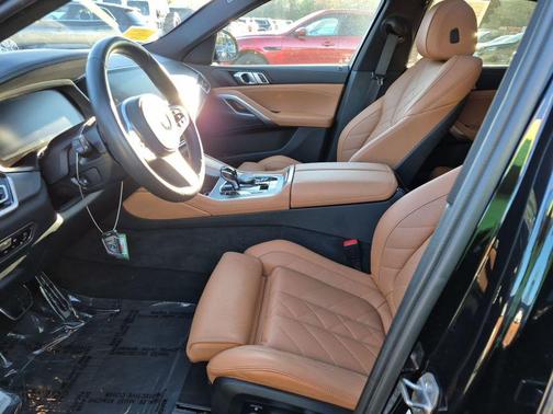 2023 BMW X6 xDrive40i