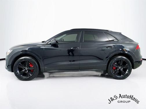 2023 Audi Q8 55 Premium