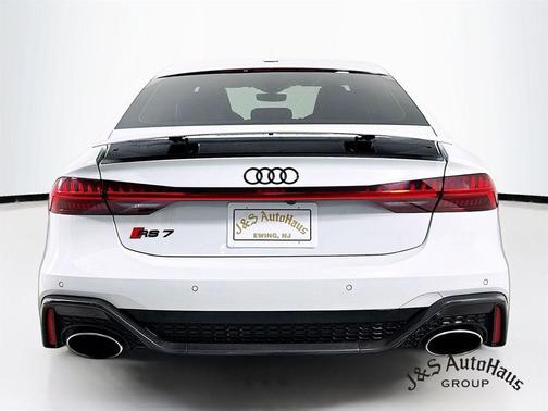 2022 Audi RS 7 4.0T quattro