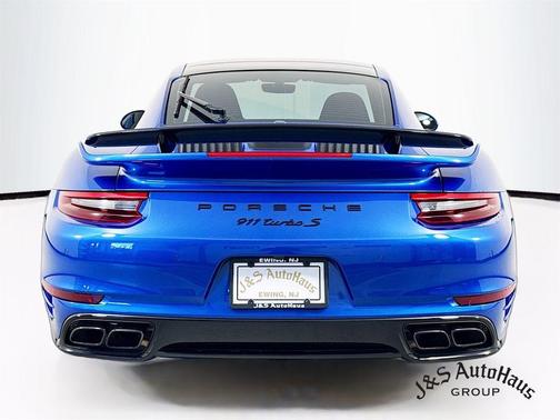 2017 Porsche 911 Turbo S