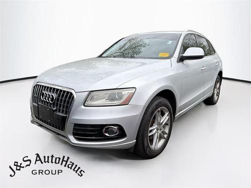 Silver 2013 Audi Q5 2.0T Premium Plus