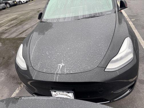 2020 Tesla Model Y Long Range