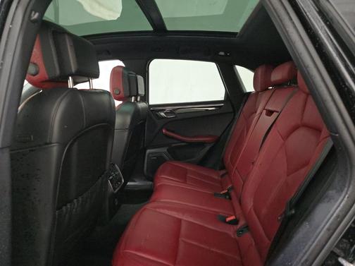 Black 2024 Porsche Macan S